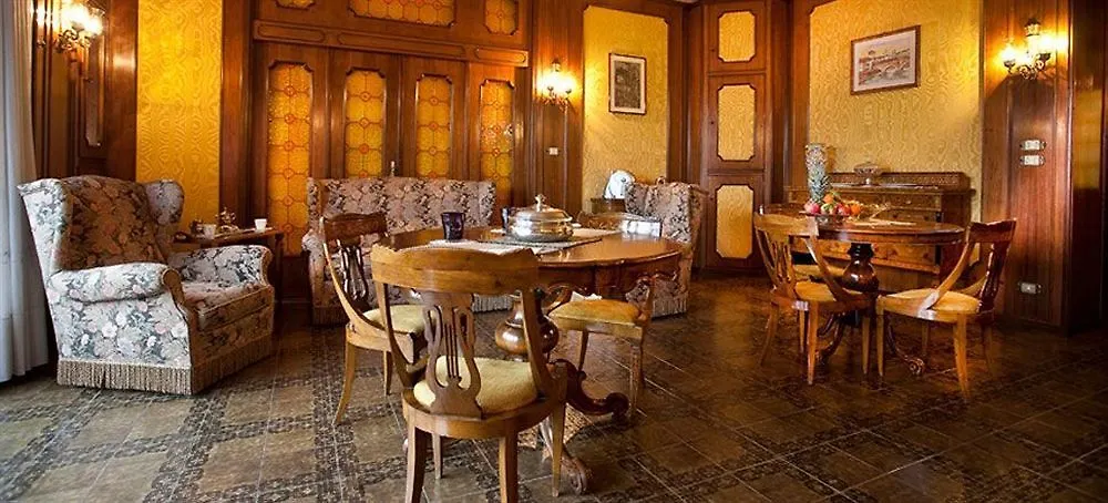 Arte Nel Centro Bed & Breakfast Verona 3*,  Italy